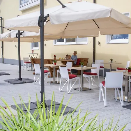 Andrea * 克赖尔斯海姆